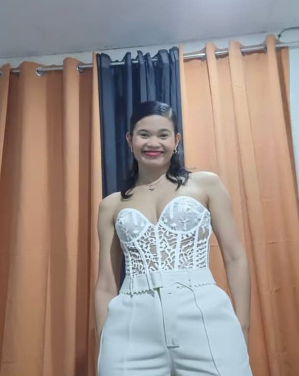 Angelica Tuzan